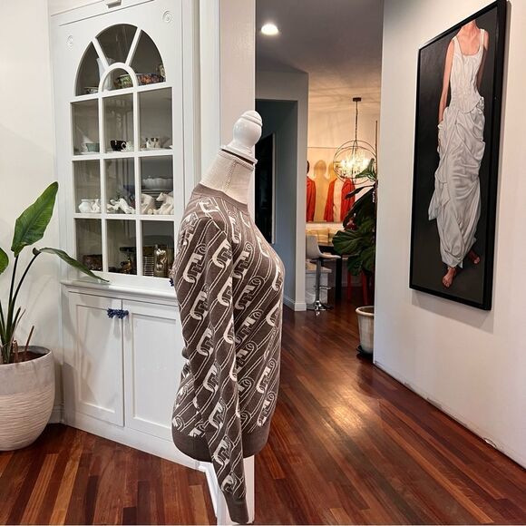 Fendi Brown and Cream Crewneck Sweater with Elegant Pattern Unisex - Picture 3 of 6